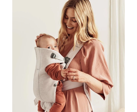 Mochila porteo baby bjorn mini